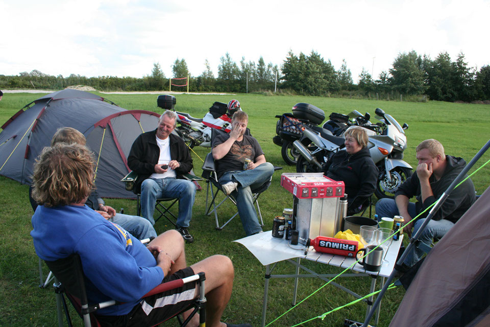 2010-0827-28